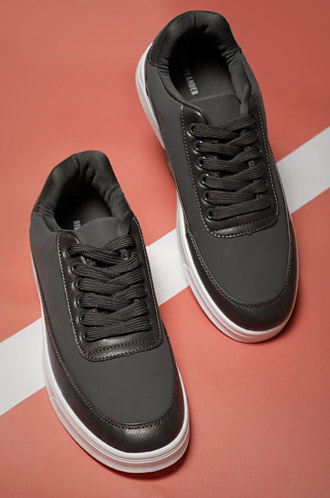 Highlander Men's Grey & Black Casual Shoes